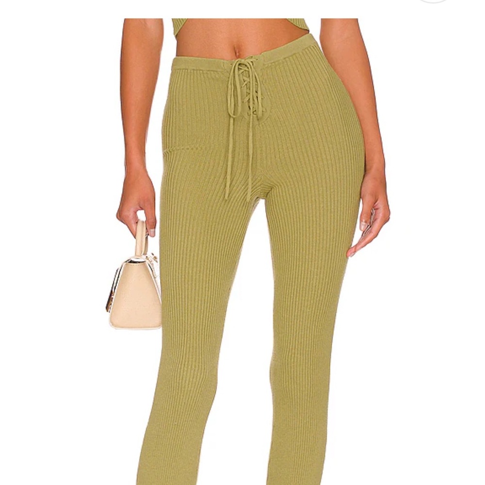 Artemis Lace Up Knit pants in Rosemary Green
Camila Coelho